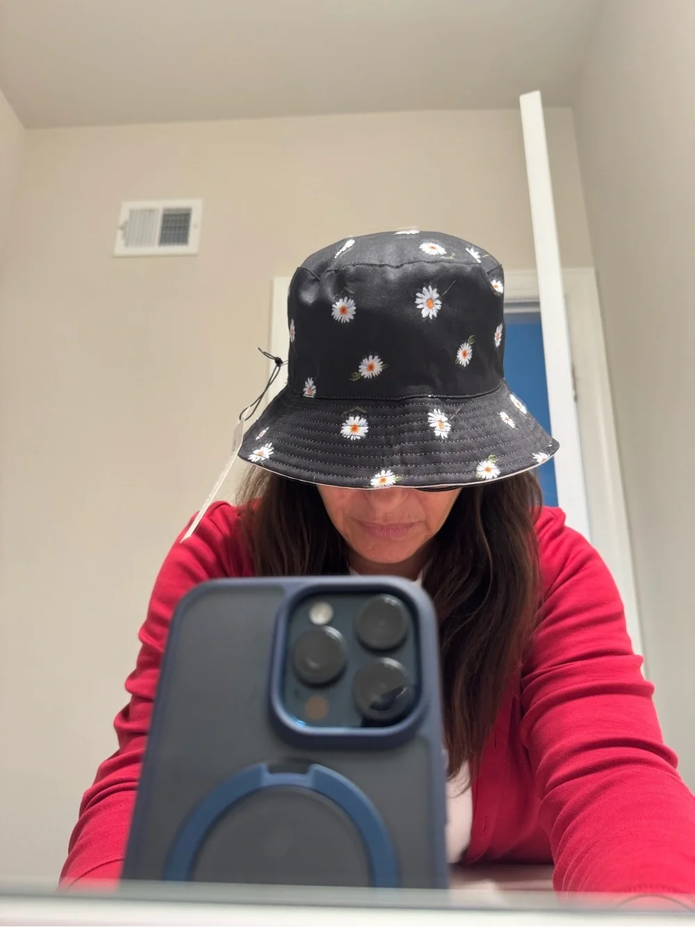 alice + olivia reversible Daisy Print Bucket Hat